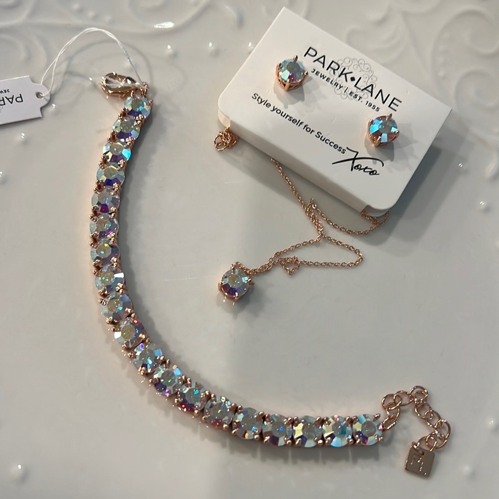 Park Lane Cotton Candy Impression Bracelet, Earrings, and Necklace set.